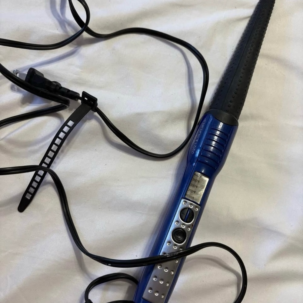 Blue Curling Wand